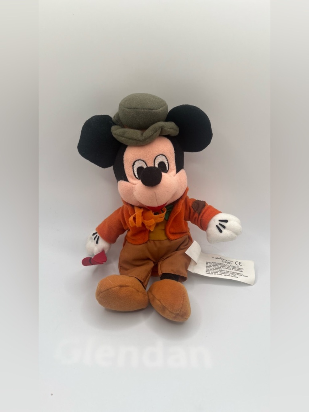 Disney Mickey & Minnie Plush Pair 9” - Bob Cratchit & Pionner Minnie OS - Picture 3 of 9